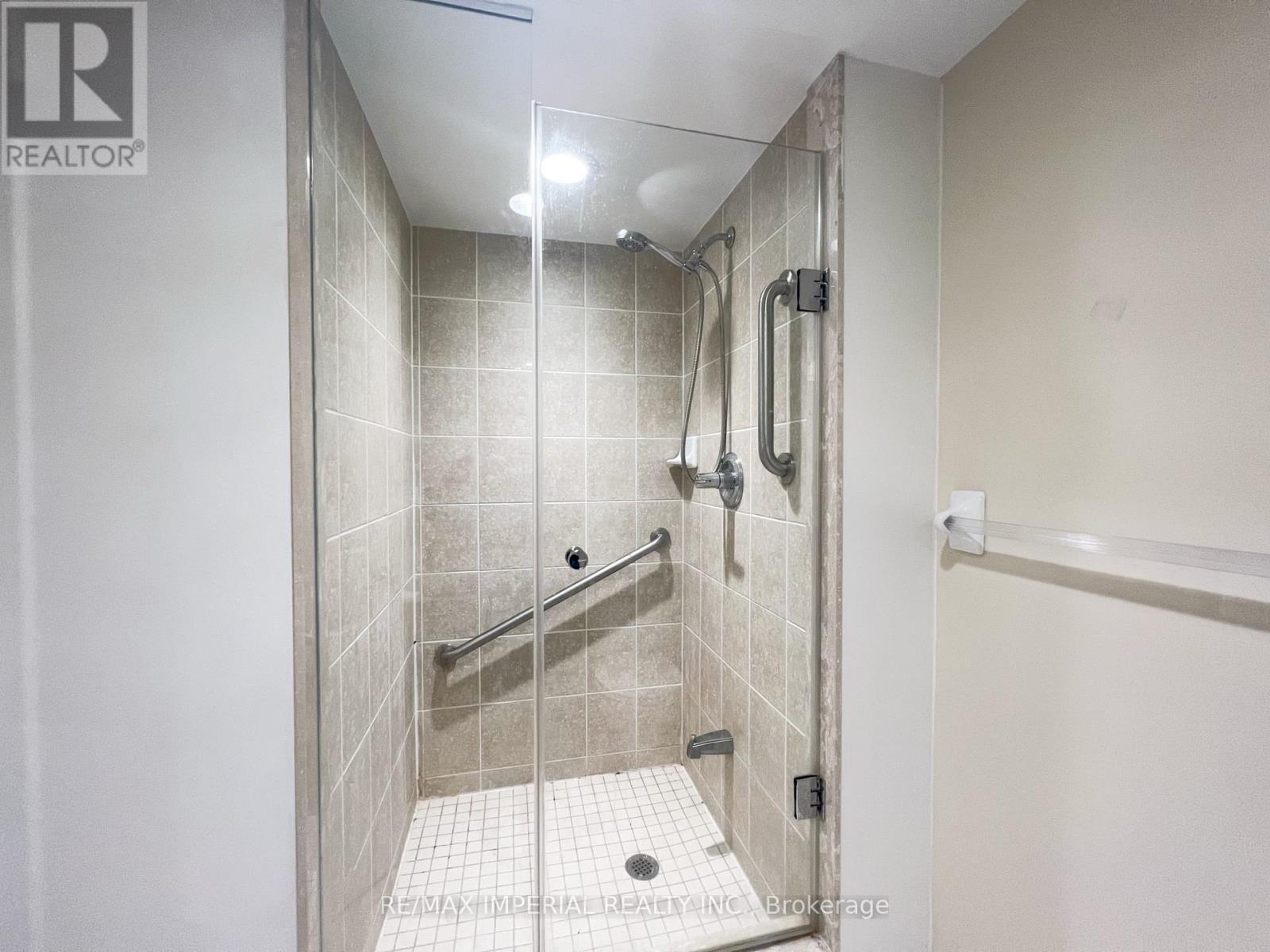 3003 - 761 Bay Street, Toronto, Ontario  M5G 2R2 - Photo 8 - C12917716