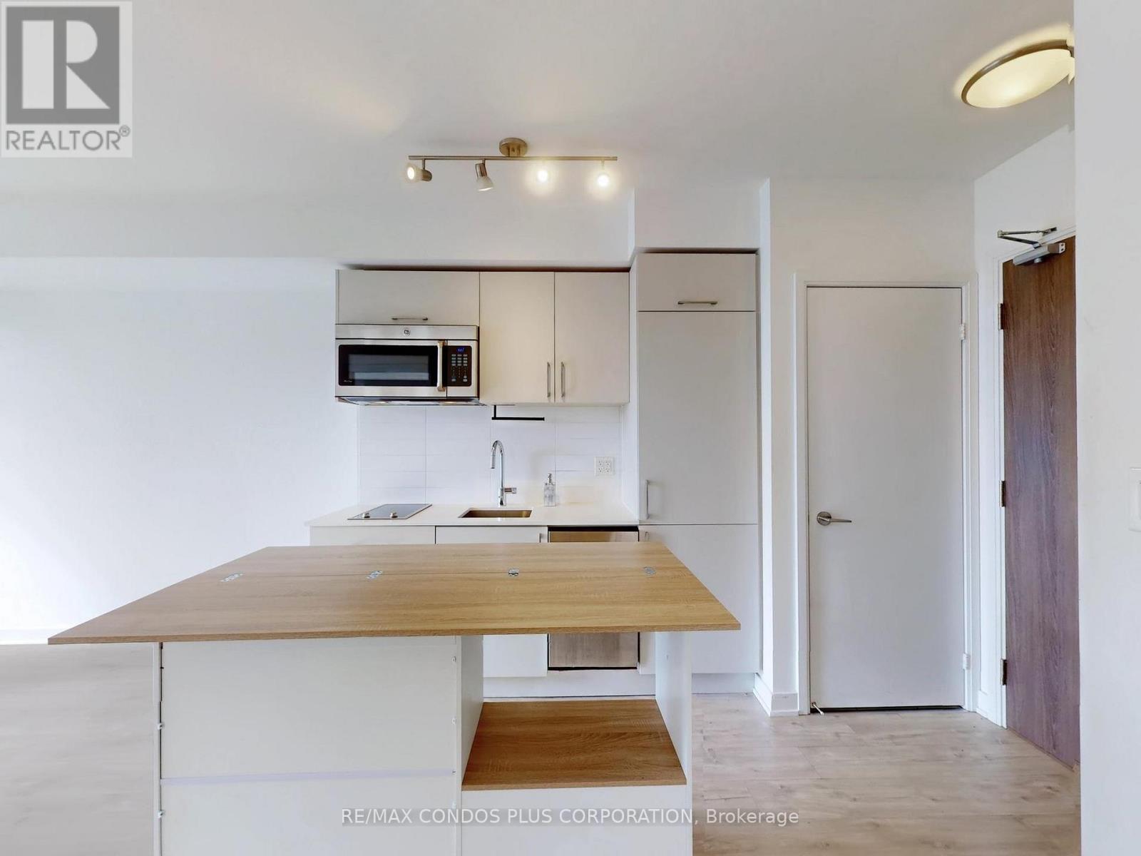 410 - 27 Bathurst Street, Toronto, Ontario  M5V 0R1 - Photo 12 - C12917746