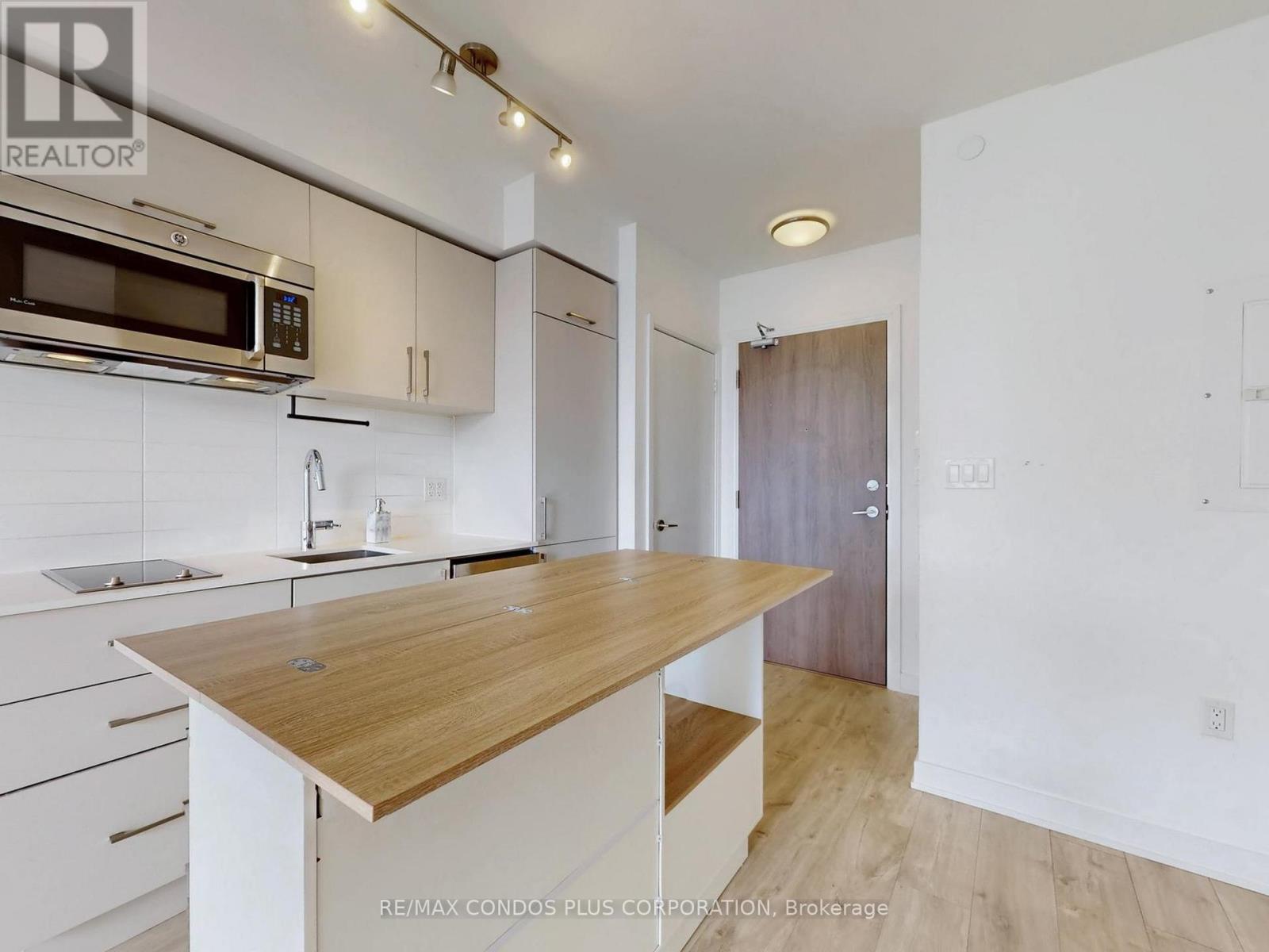 410 - 27 Bathurst Street, Toronto, Ontario  M5V 0R1 - Photo 18 - C12917746