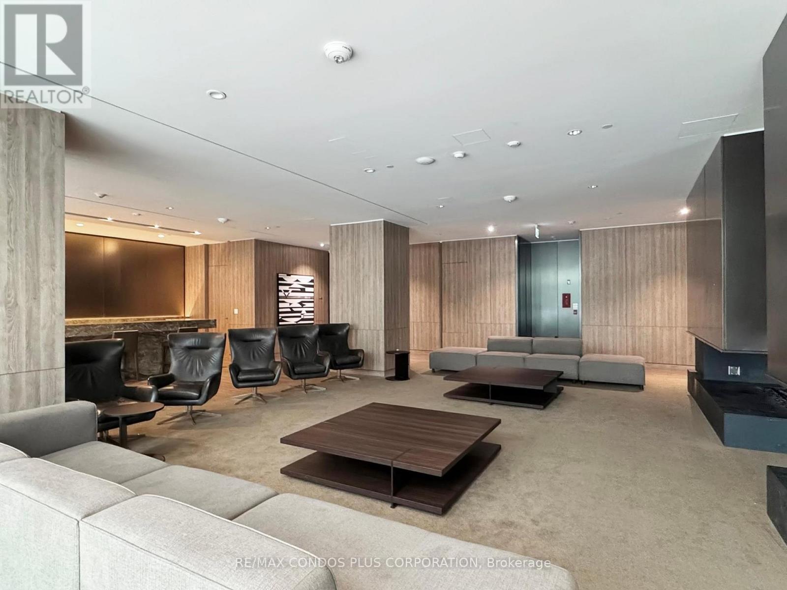 410 - 27 Bathurst Street, Toronto, Ontario  M5V 0R1 - Photo 42 - C12917746