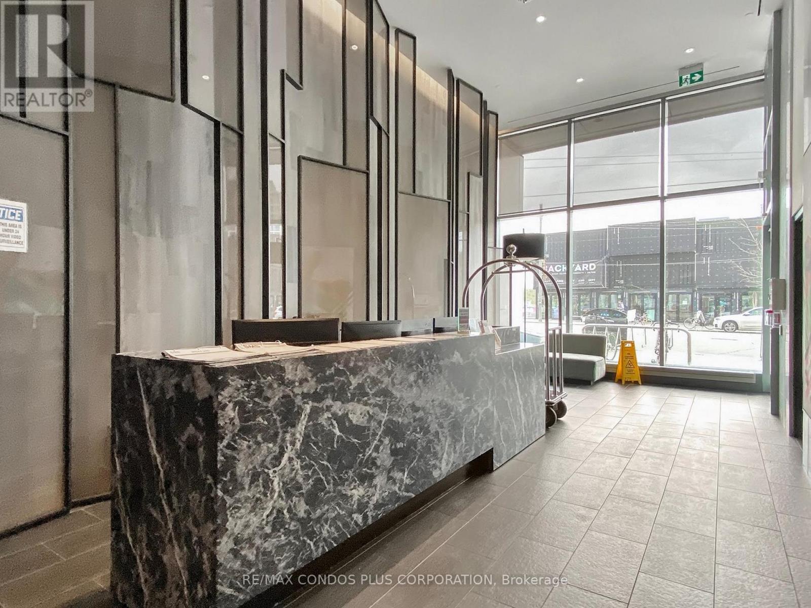 410 - 27 Bathurst Street, Toronto, Ontario  M5V 0R1 - Photo 6 - C12917746