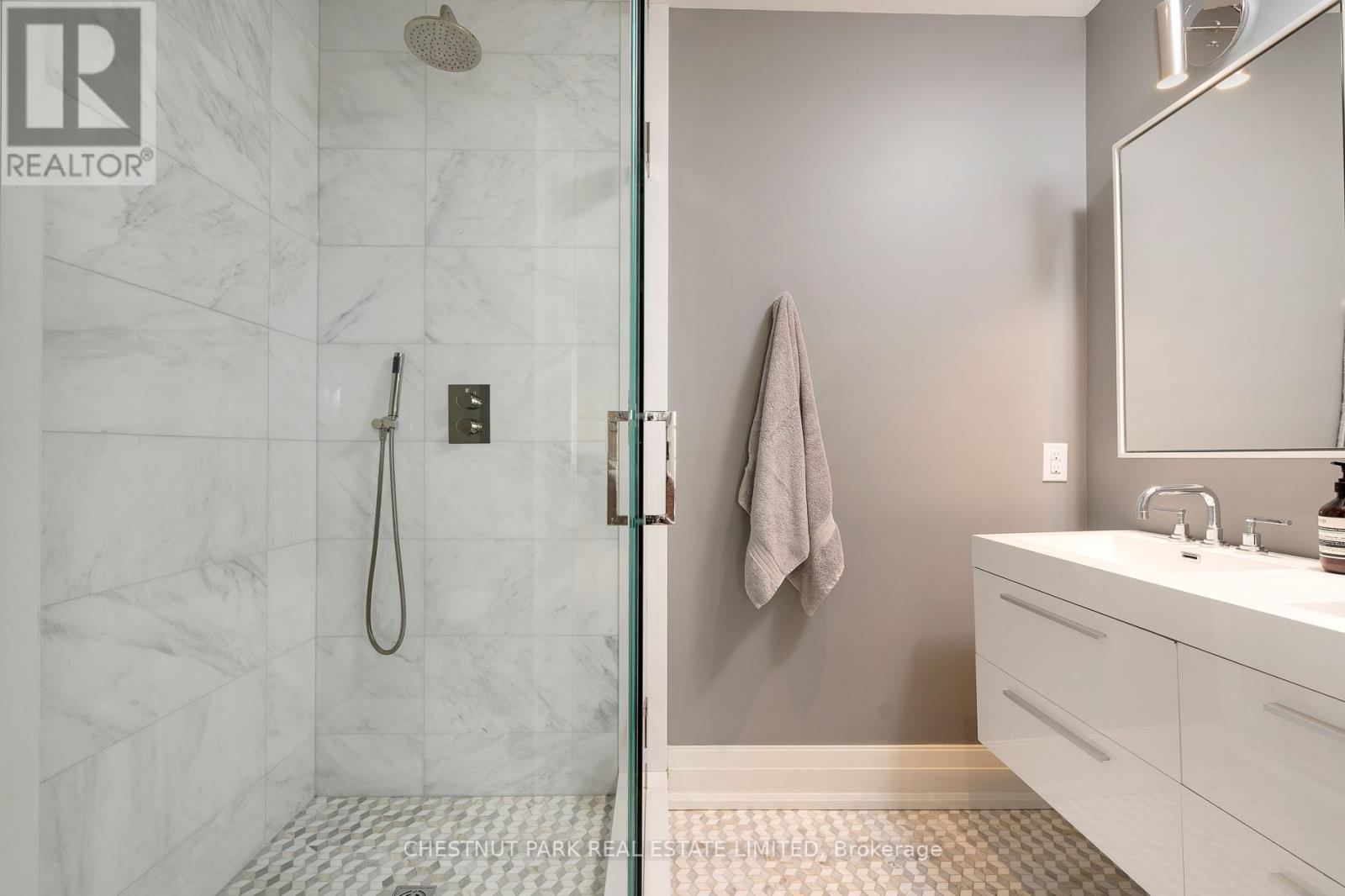 131 Alcorn Avenue, Toronto, Ontario  M4V 1E5 - Photo 23 - C12917754