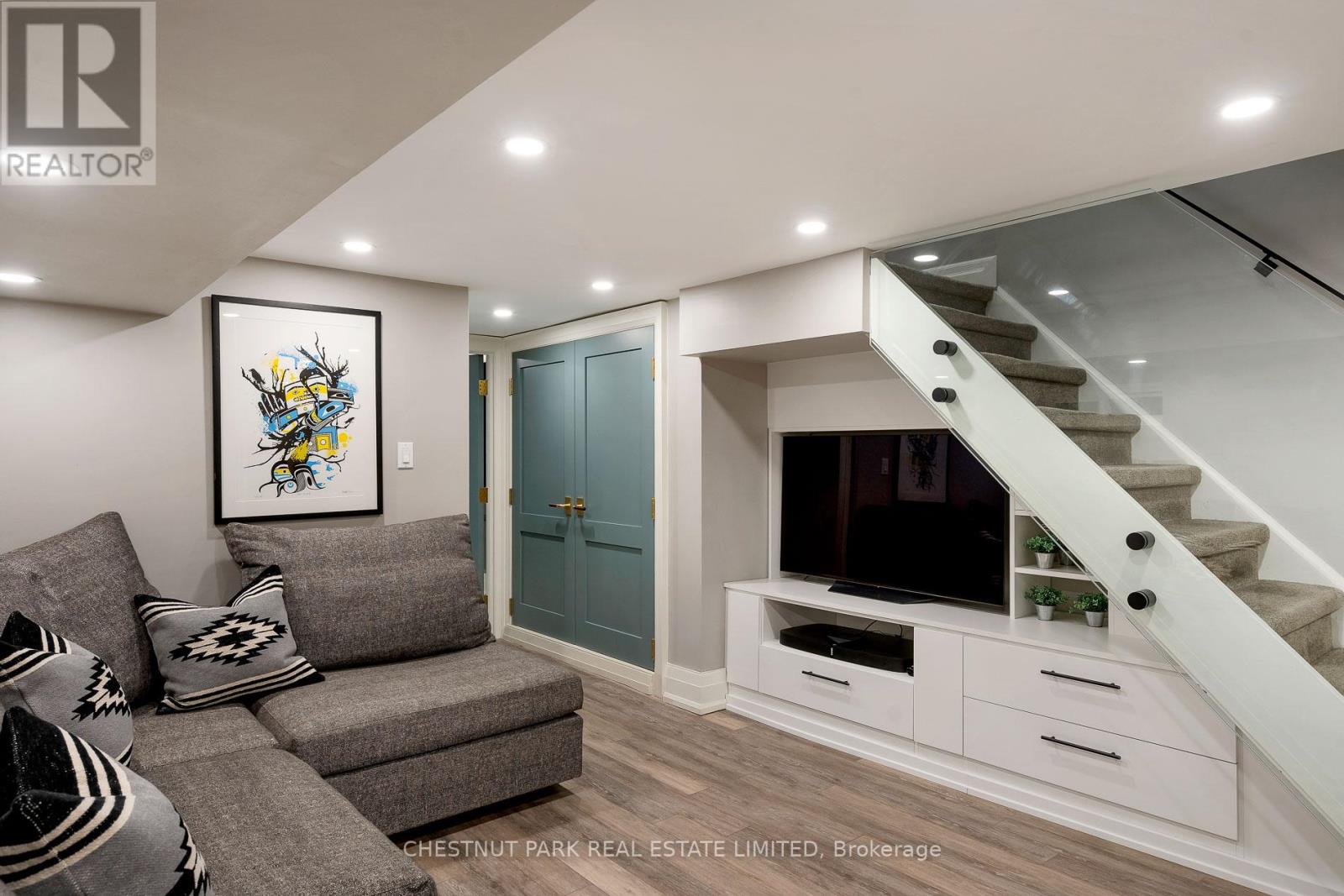 131 Alcorn Avenue, Toronto, Ontario  M4V 1E5 - Photo 25 - C12917754