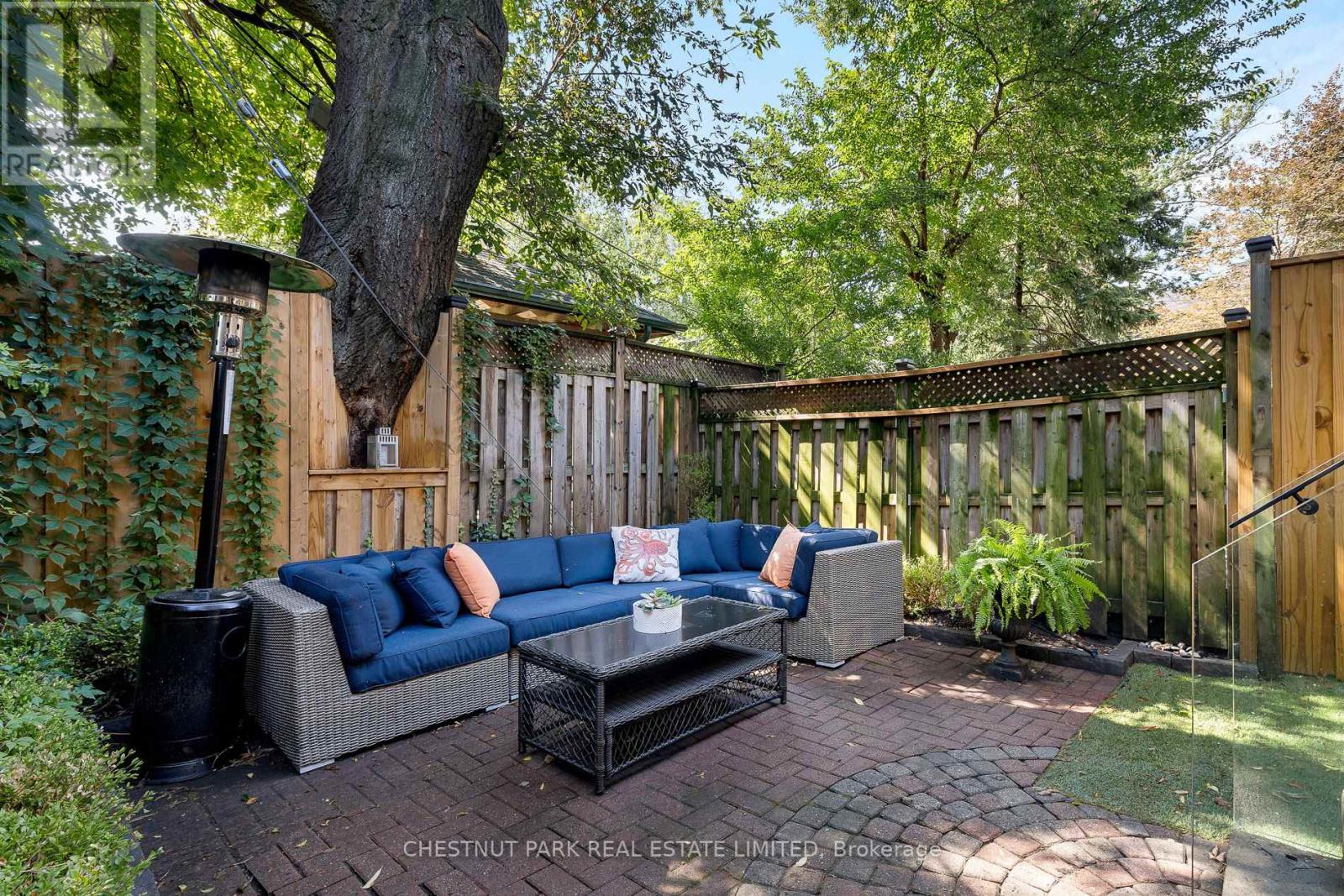 131 Alcorn Avenue, Toronto, Ontario  M4V 1E5 - Photo 44 - C12917754