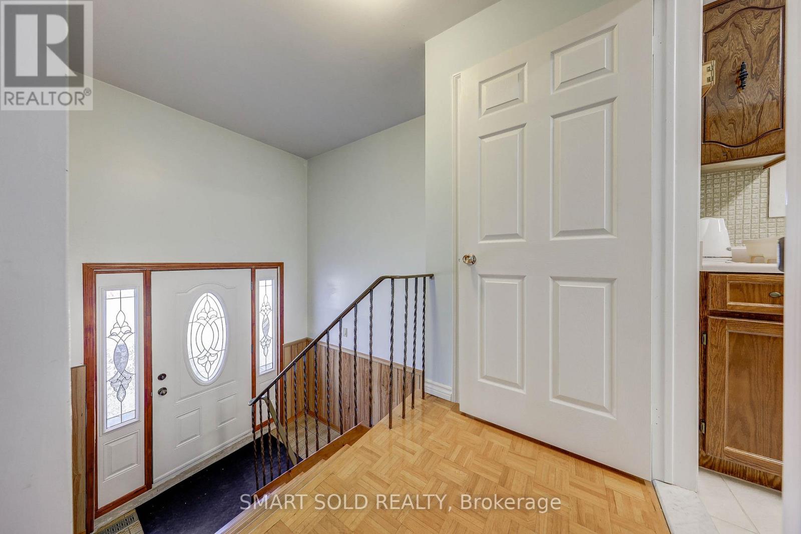 59 Chapman Avenue, Toronto, Ontario  M4B 1C6 - Photo 13 - E12917664