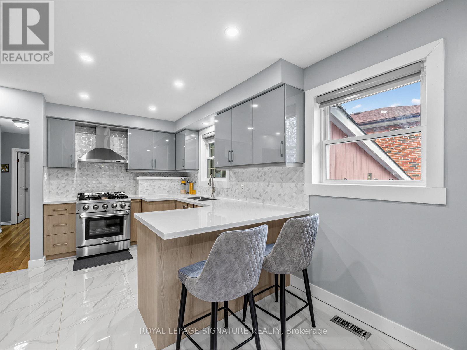 7 Jarwick Drive, Toronto, Ontario  M1H 2H1 - Photo 16 - E12917682