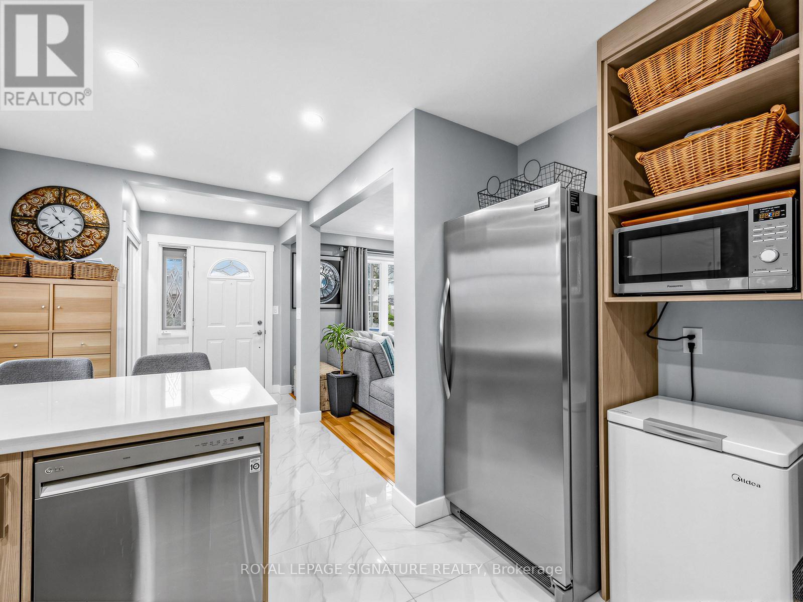 7 Jarwick Drive, Toronto, Ontario  M1H 2H1 - Photo 19 - E12917682