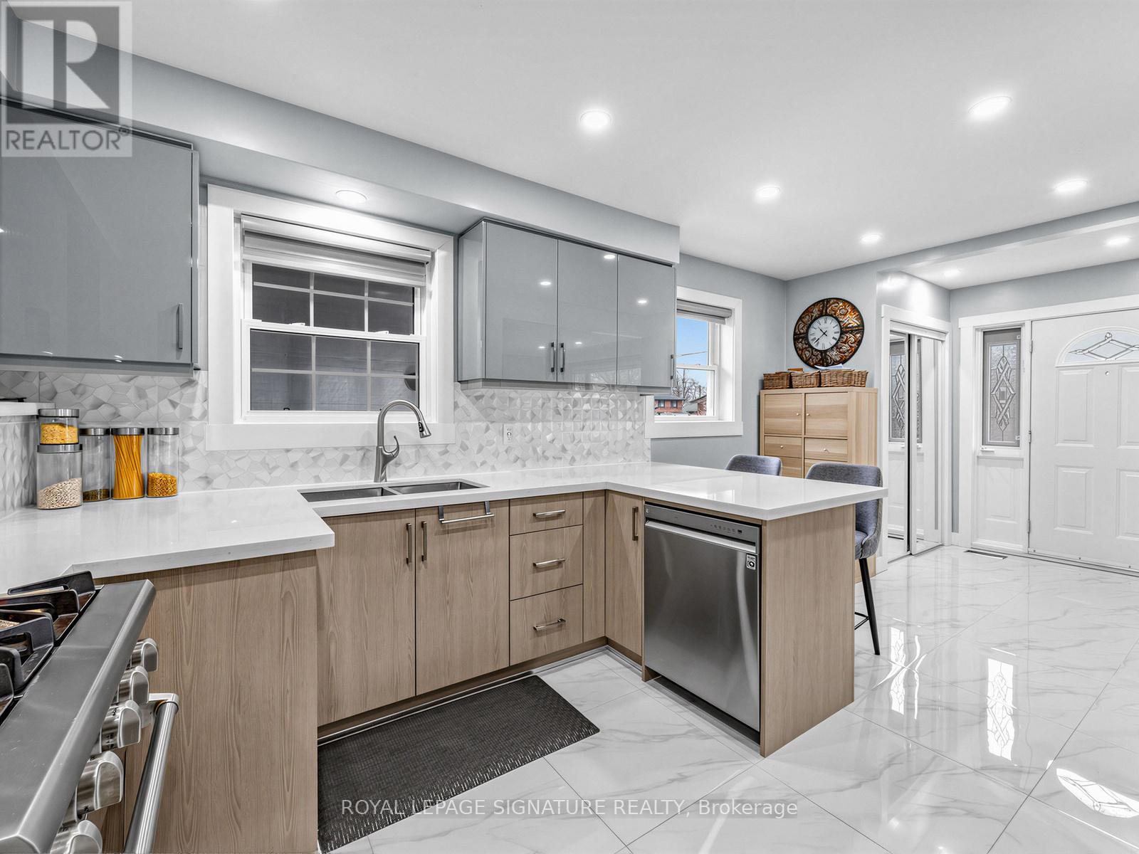 7 Jarwick Drive, Toronto, Ontario  M1H 2H1 - Photo 20 - E12917682