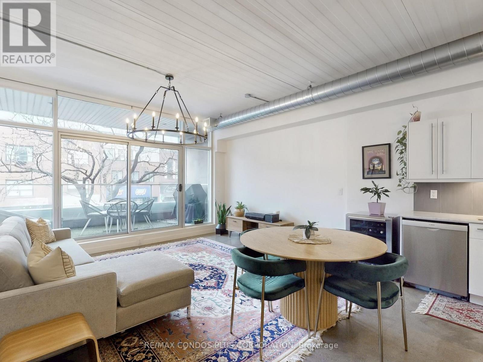 201 - 747 Queen Street E, Toronto, Ontario  M4M 1H3 - Photo 1 - E12917734