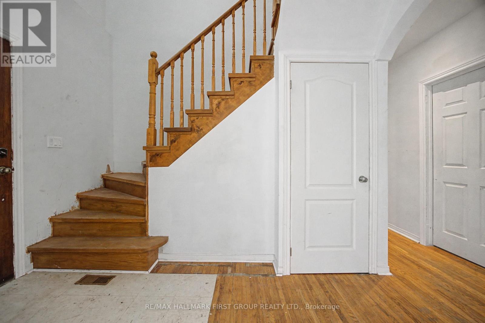 239 Davidson Street, Pickering, Ontario  L1V 2P9 - Photo 19 - E12917752