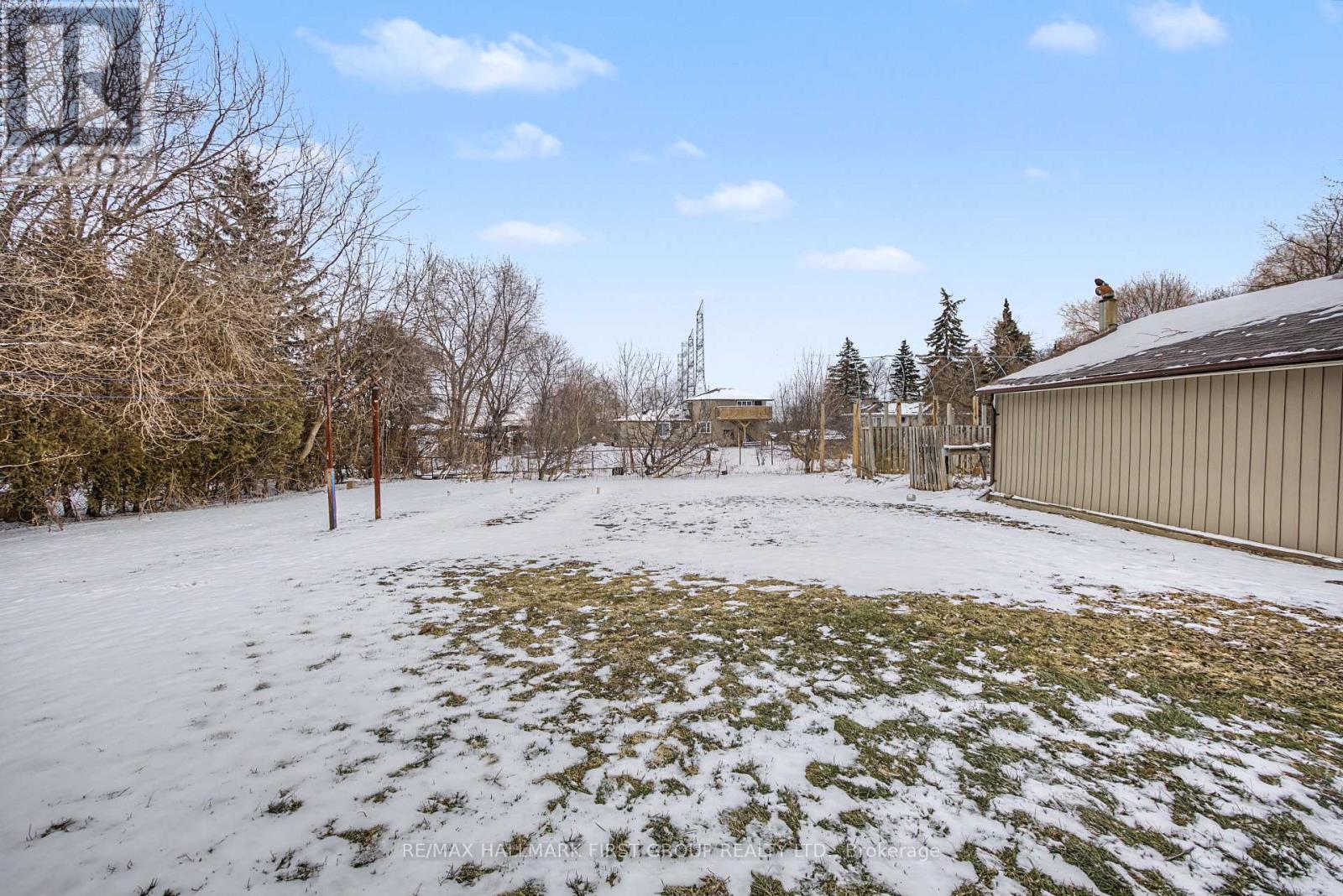 239 Davidson Street, Pickering, Ontario  L1V 2P9 - Photo 6 - E12917752