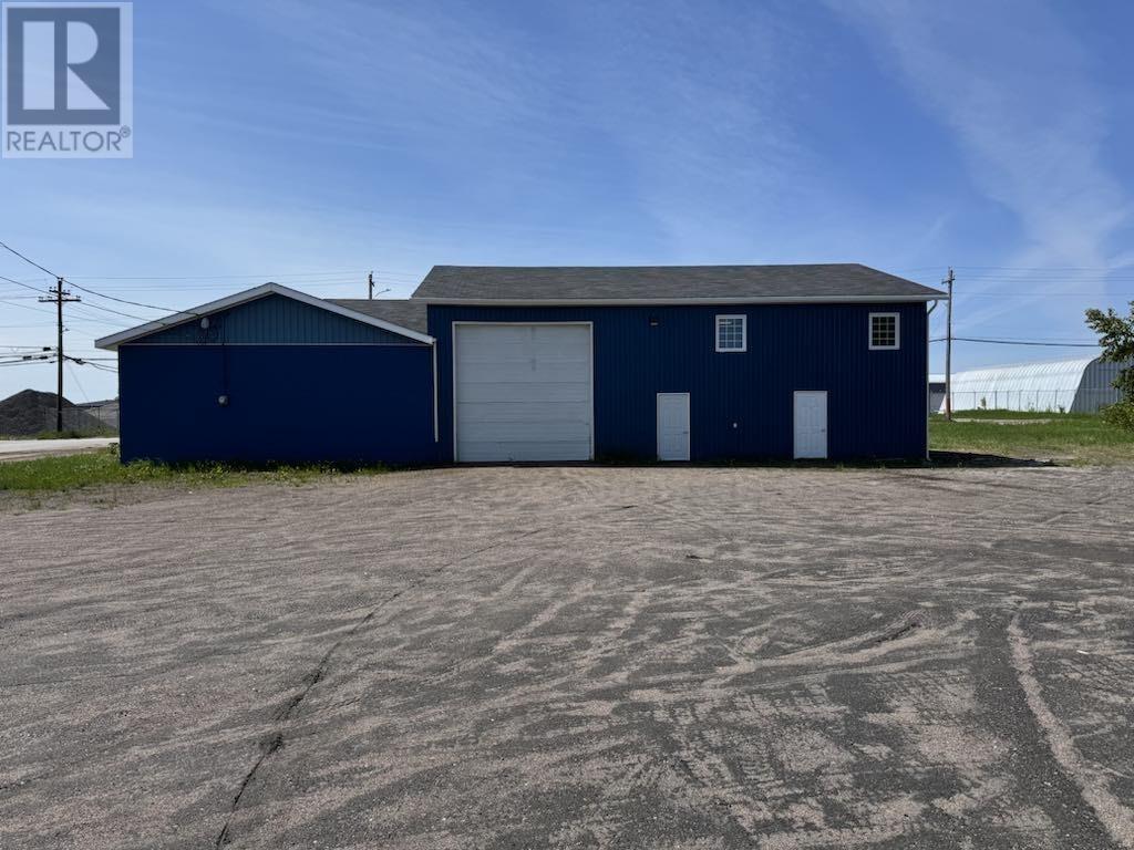 5 Ottawa Avenue, Happy Valley-Goose Bay, Newfoundland & Labrador