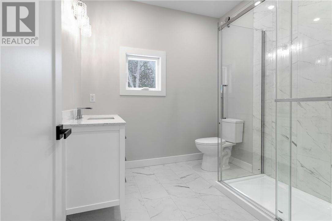 2210 Treeview Road, Sudbury, Ontario  P3E 5C5 - Photo 18 - 2126812