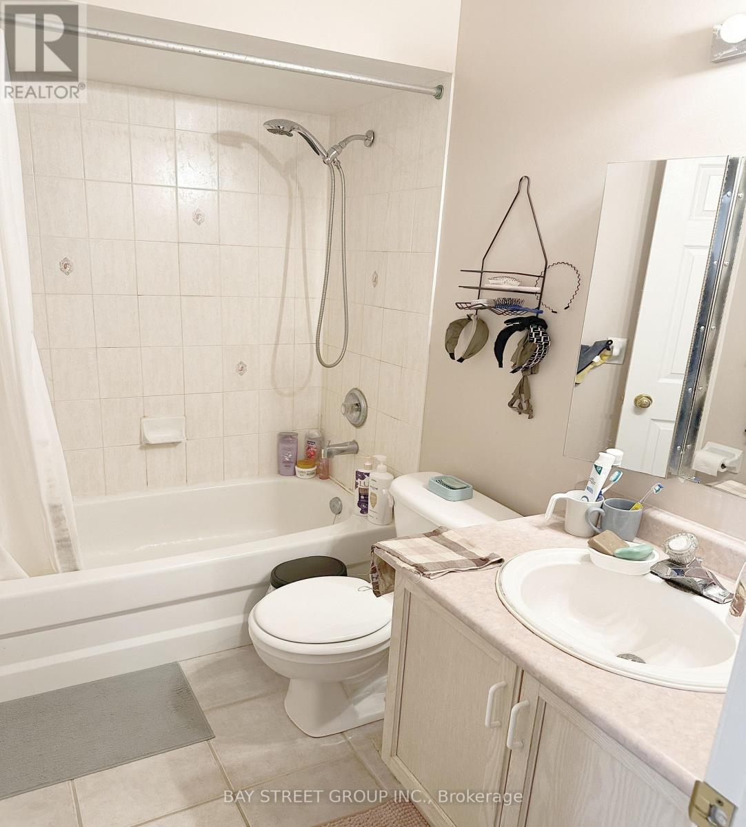 17 - 1 Alpen Way, Markham, Ontario  L3R 4G1 - Photo 9 - N12917674