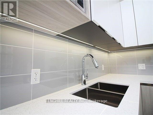 707 - 25 Water Walk Drive, Markham, Ontario  L6G 0G3 - Photo 14 - N12917720