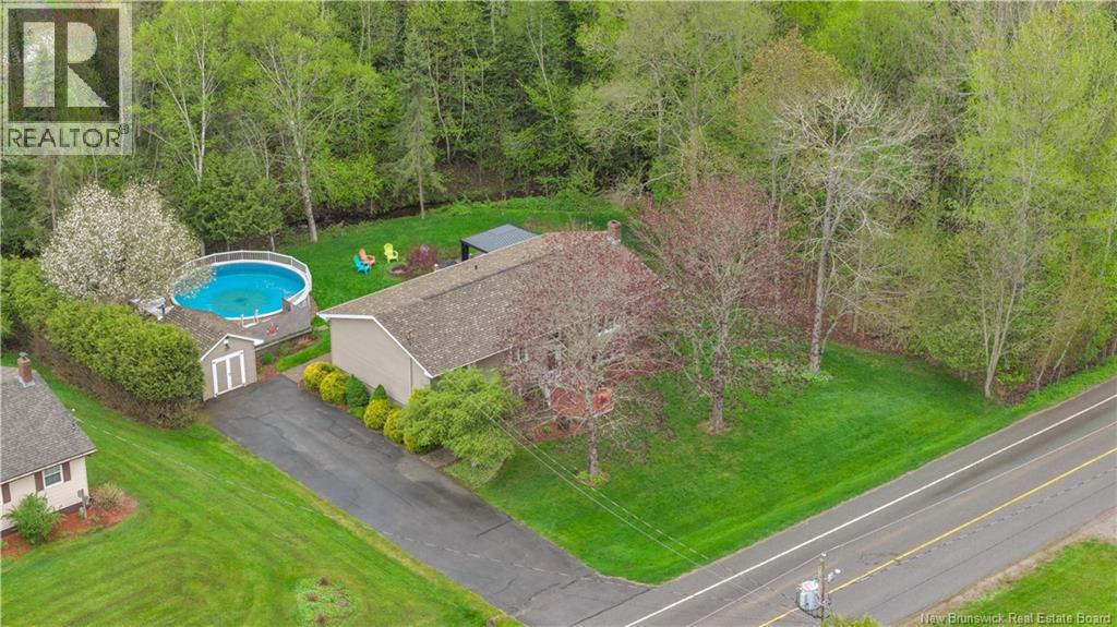86 Bartlett Avenue, Hampton, New Brunswick  E5N 5J1 - Photo 3 - NB135397