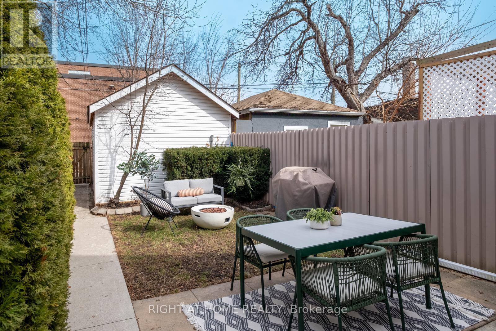 49 Osler Street, Toronto, Ontario  M6P 4A1 - Photo 27 - W12917670