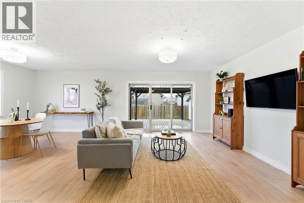 72 Wade Road, Smithville, Ontario  L0R 2A0 - Photo 5 - 40813525