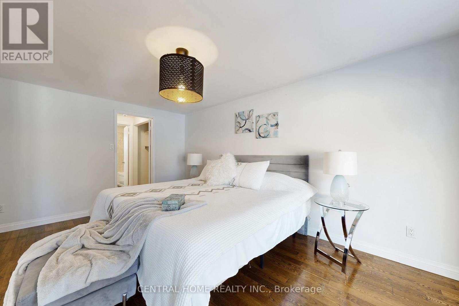 30 Moffat Crescent, Aurora, Ontario  L4G 4Z8 - Photo 26 - N12917500