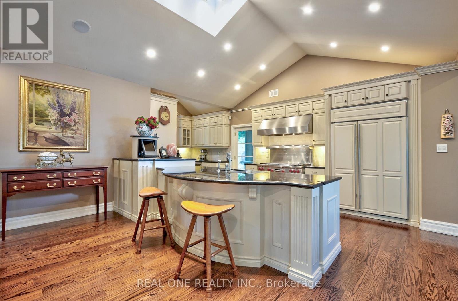 3013 Muskoka Road 117, Lake Of Bays, Ontario  P0B 1A0 - Photo 30 - X12917650