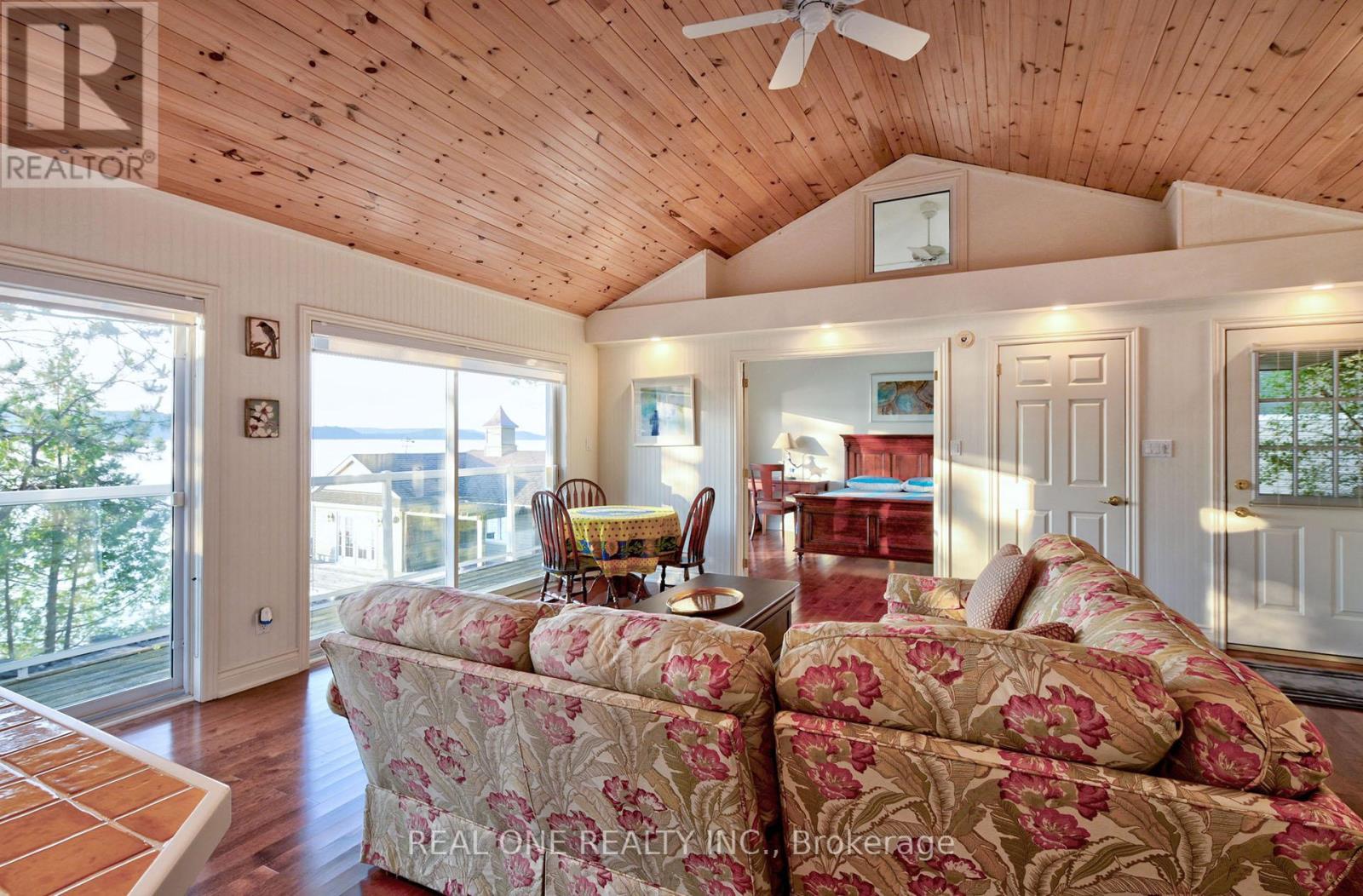 3013 Muskoka Road 117, Lake Of Bays, Ontario  P0B 1A0 - Photo 41 - X12917650