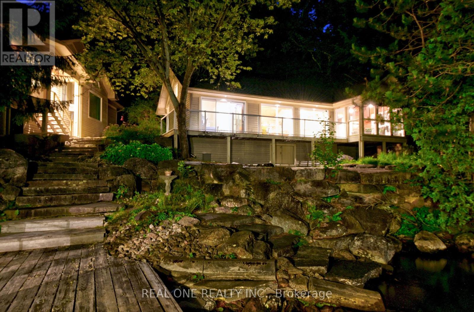 3013 Muskoka Road 117, Lake Of Bays, Ontario  P0B 1A0 - Photo 49 - X12917650