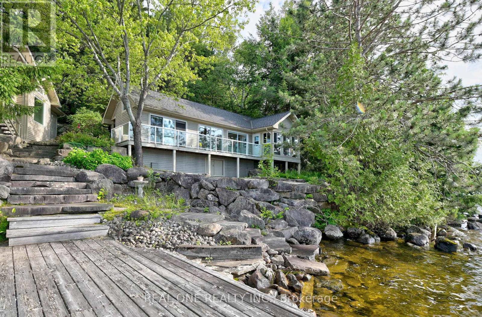 3013 Muskoka Road 117, Lake Of Bays, Ontario  P0B 1A0 - Photo 5 - X12917650