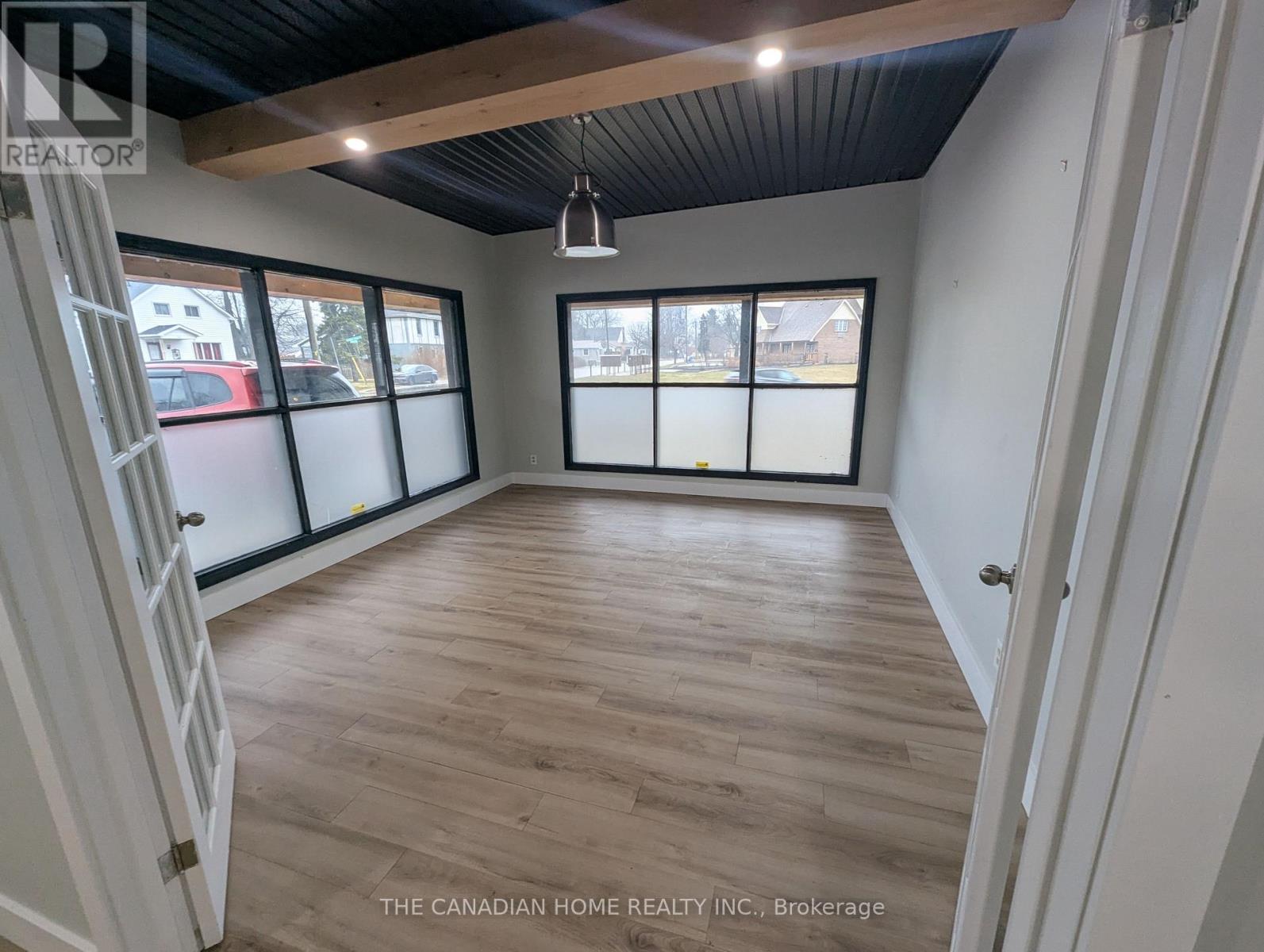 Unit 1 - 52 Hamilton Plank Road, Norfolk, Ontario  N0A 1N7 - Photo 4 - X12917700