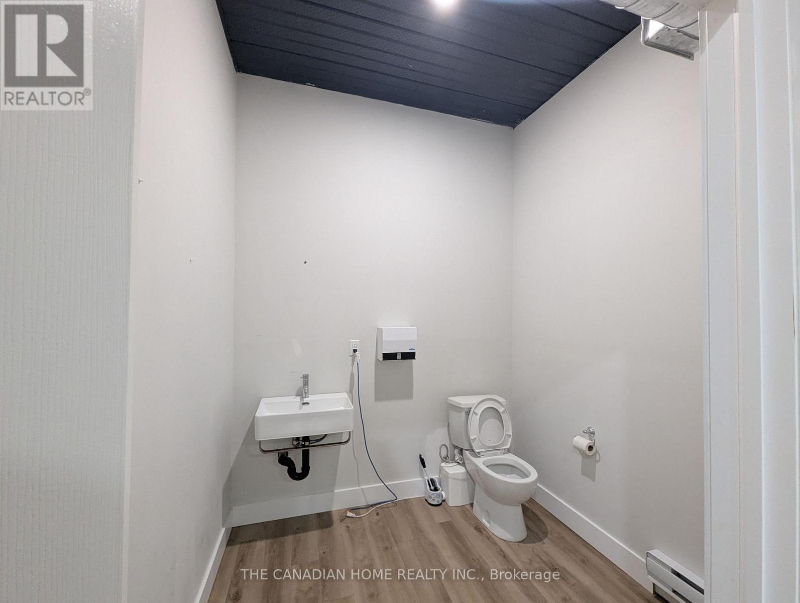 Unit 1 - 52 Hamilton Plank Road, Norfolk, Ontario  N0A 1N7 - Photo 9 - X12917700