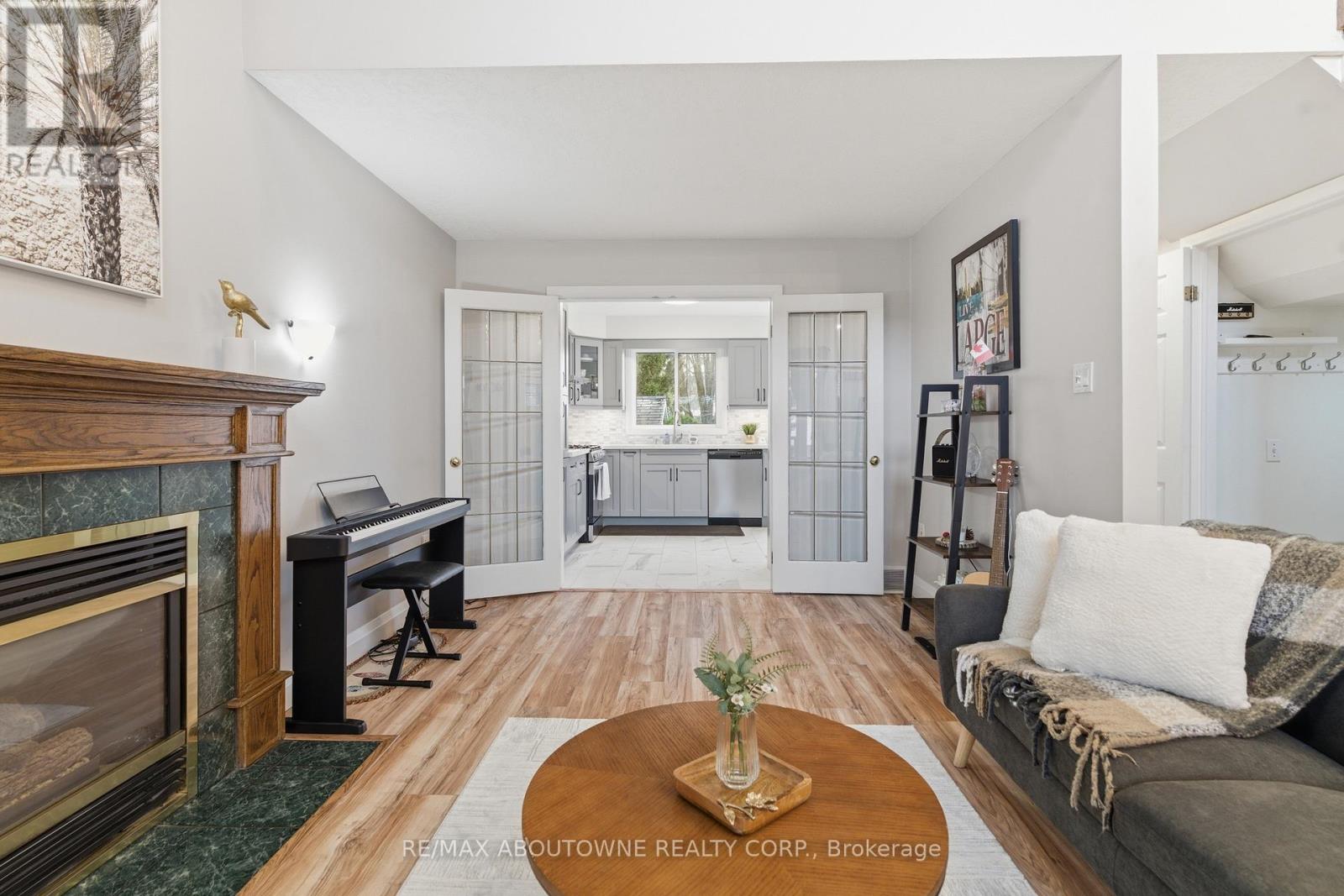 42 Celia Crescent, Guelph, Ontario  N1G 4R4 - Photo 11 - X12917742