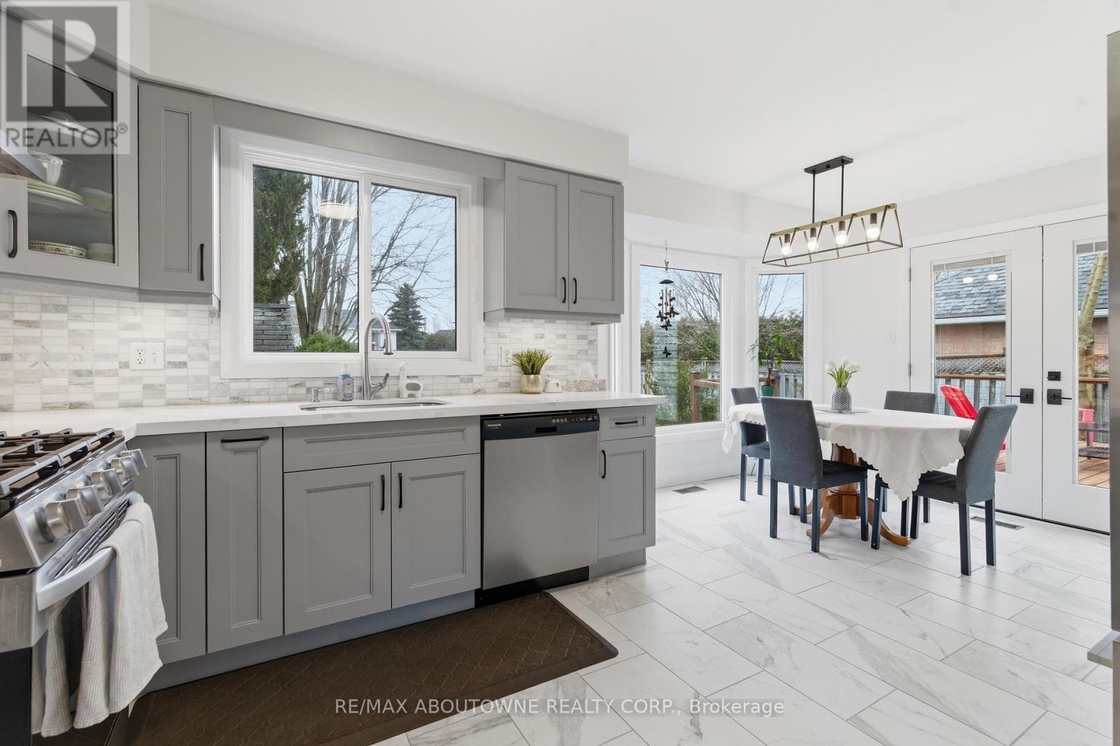 42 Celia Crescent, Guelph, Ontario  N1G 4R4 - Photo 12 - X12917742