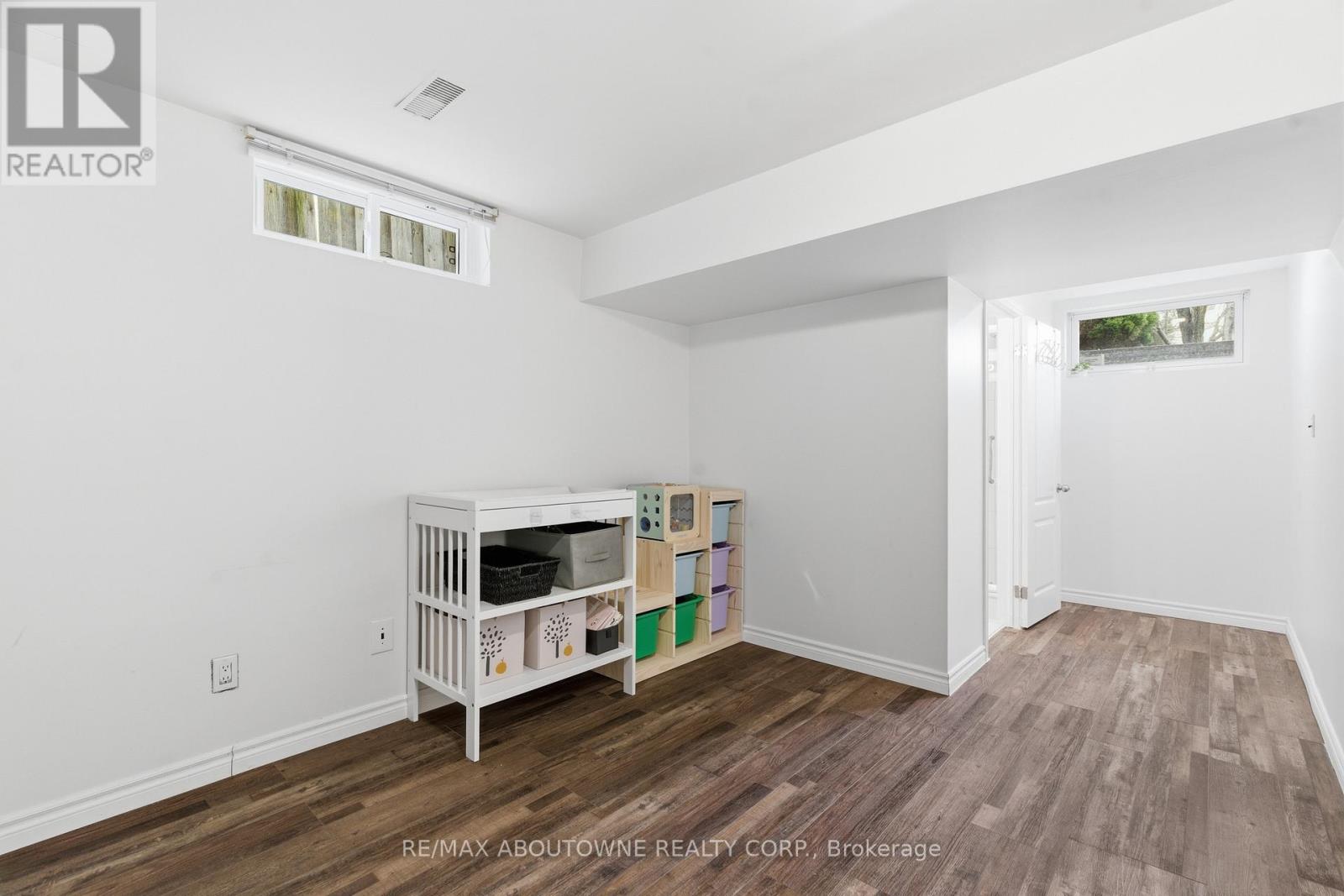 42 Celia Crescent, Guelph, Ontario  N1G 4R4 - Photo 29 - X12917742