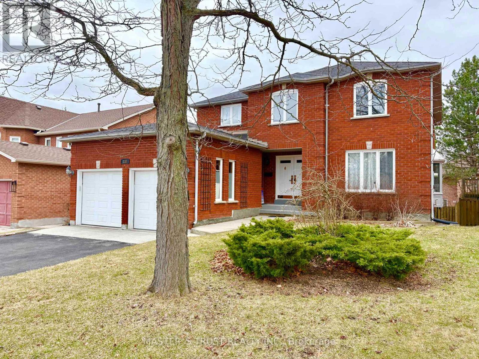 138 Huntingwood Avenue, Hamilton, Ontario  L9H 6X7 - Photo 1 - X12917750