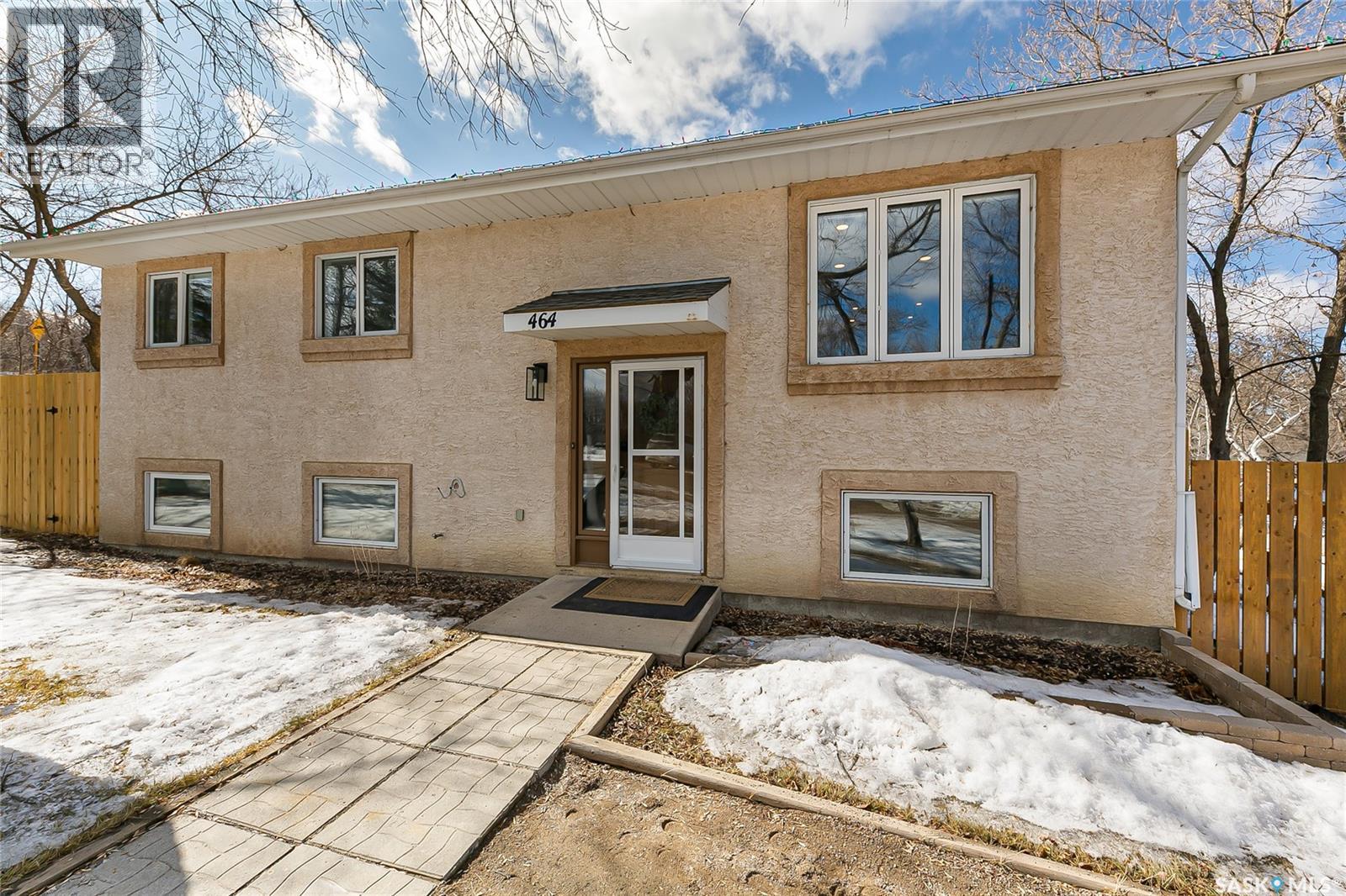 464 7th STREET E, Regina Beach, Saskatchewan