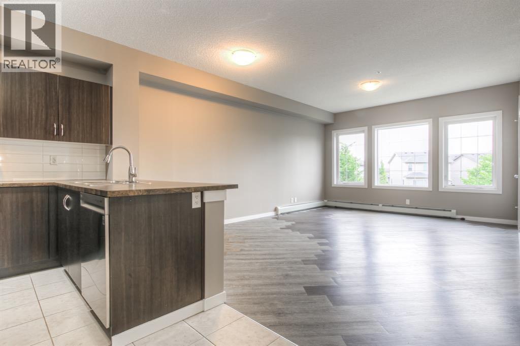 208, 100 Cranfield Common SE, Calgary, Alberta  T3M 1S1 - Photo 4 - A2296223