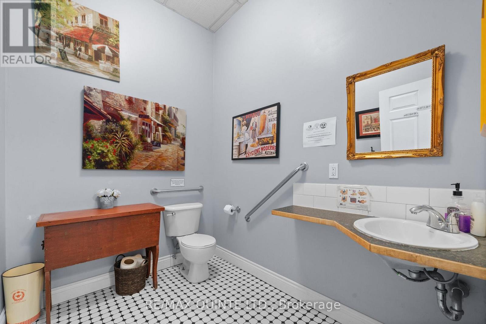 304 Front Street, Belleville, Ontario  K8N 2Z8 - Photo 18 - X12917810