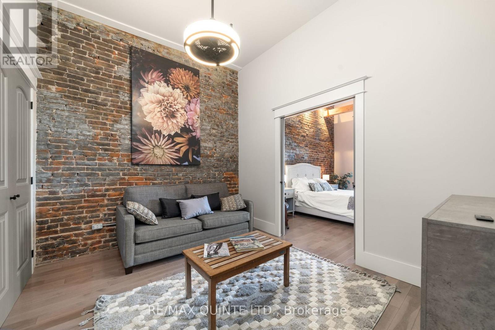 304 Front Street, Belleville, Ontario  K8N 2Z8 - Photo 34 - X12917810