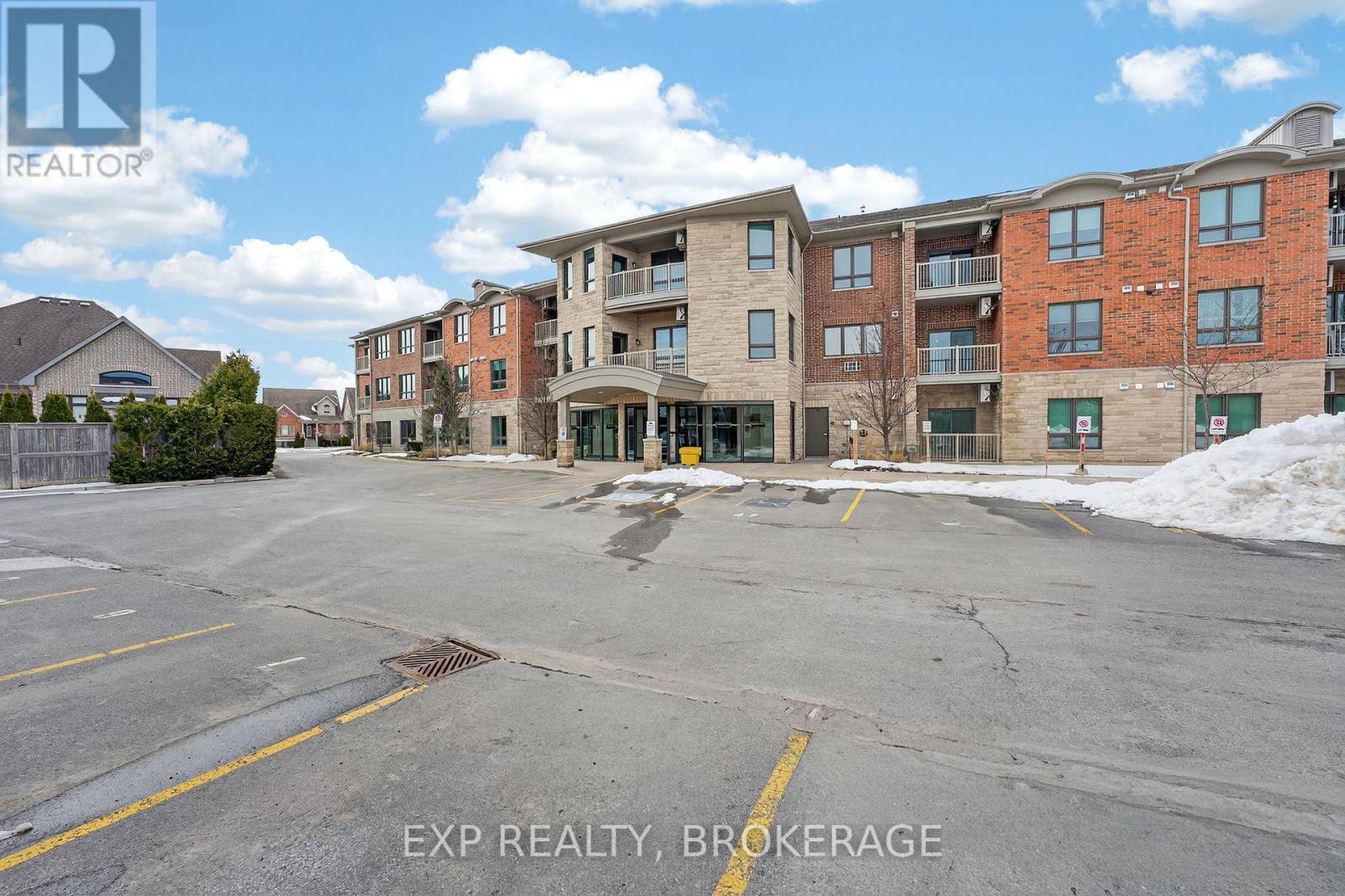 301 - 740 Augusta Drive, Kingston, Ontario  K7P 0E3 - Photo 2 - X12917844