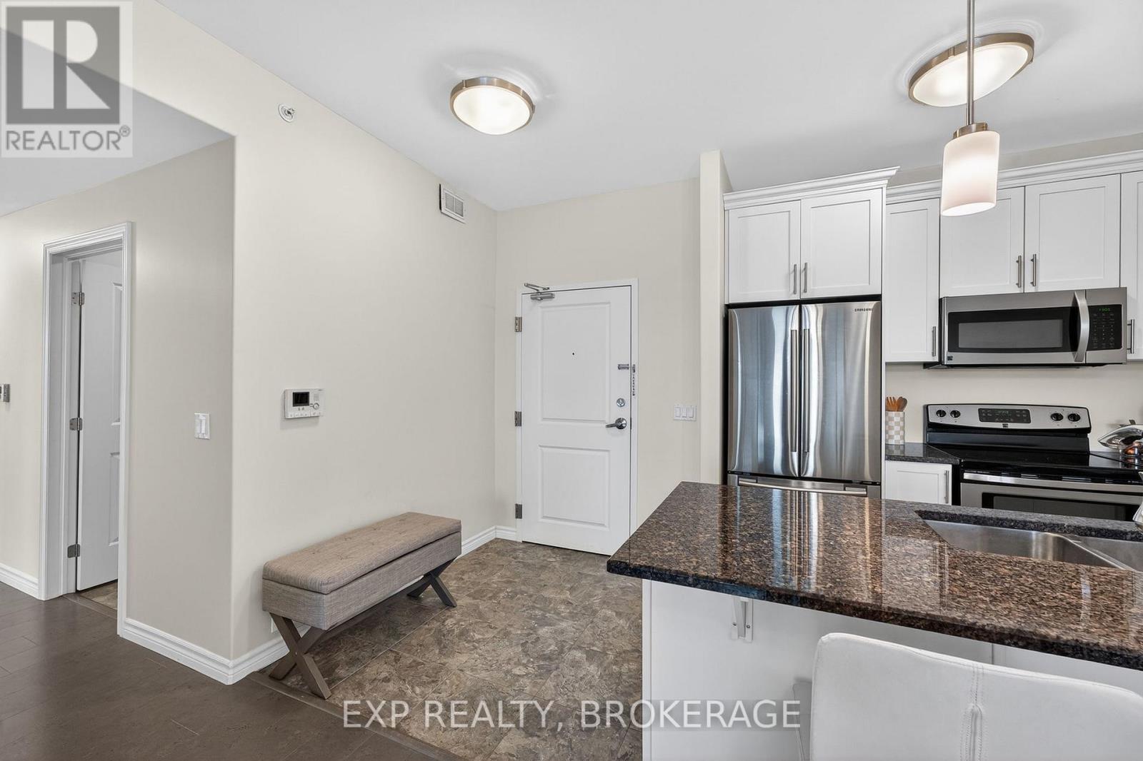 301 - 740 Augusta Drive, Kingston, Ontario  K7P 0E3 - Photo 4 - X12917844