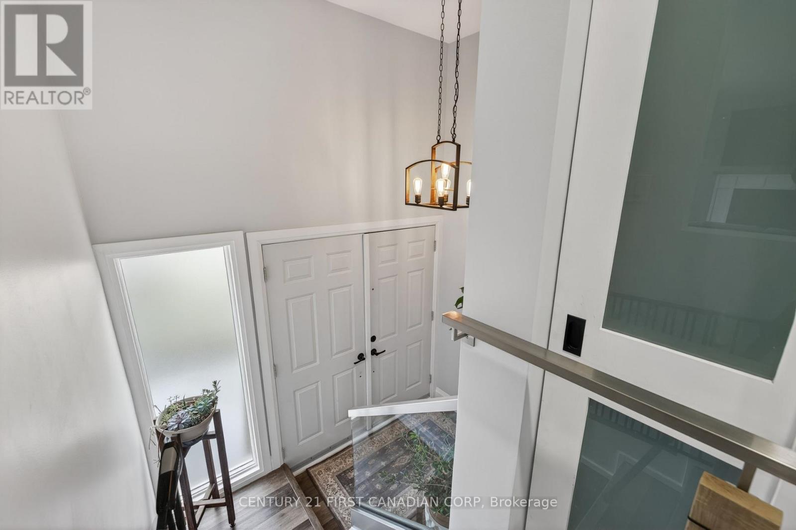 496 Chiddington Avenue, London South (South R), Ontario  N6C 2W2 - Photo 9 - X12917820