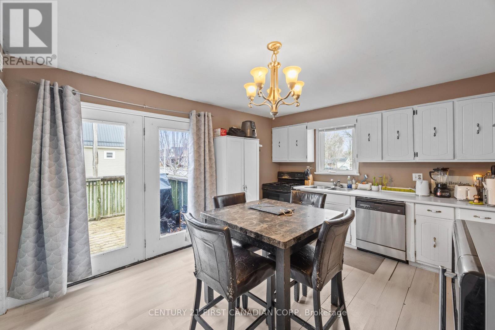 24 Terrence Street, London East, Ontario  N5Z 1C1 - Photo 7 - X12917846