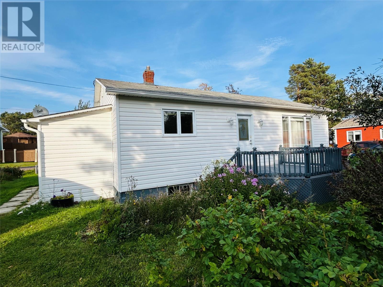 20 Circular Road, Botwood, Newfoundland & Labrador  A0H 1E0 - Photo 3 - 1295490