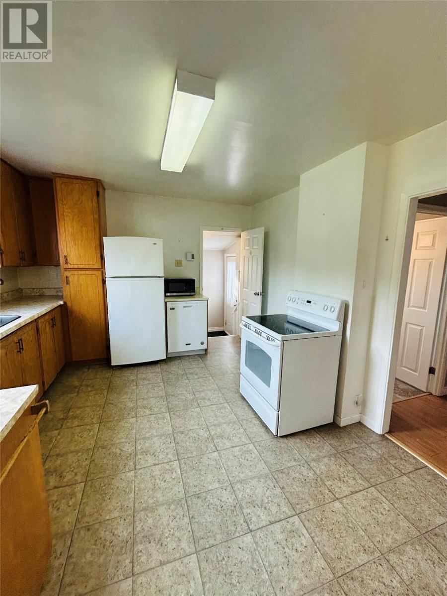 20 Circular Road, Botwood, Newfoundland & Labrador  A0H 1E0 - Photo 5 - 1295490