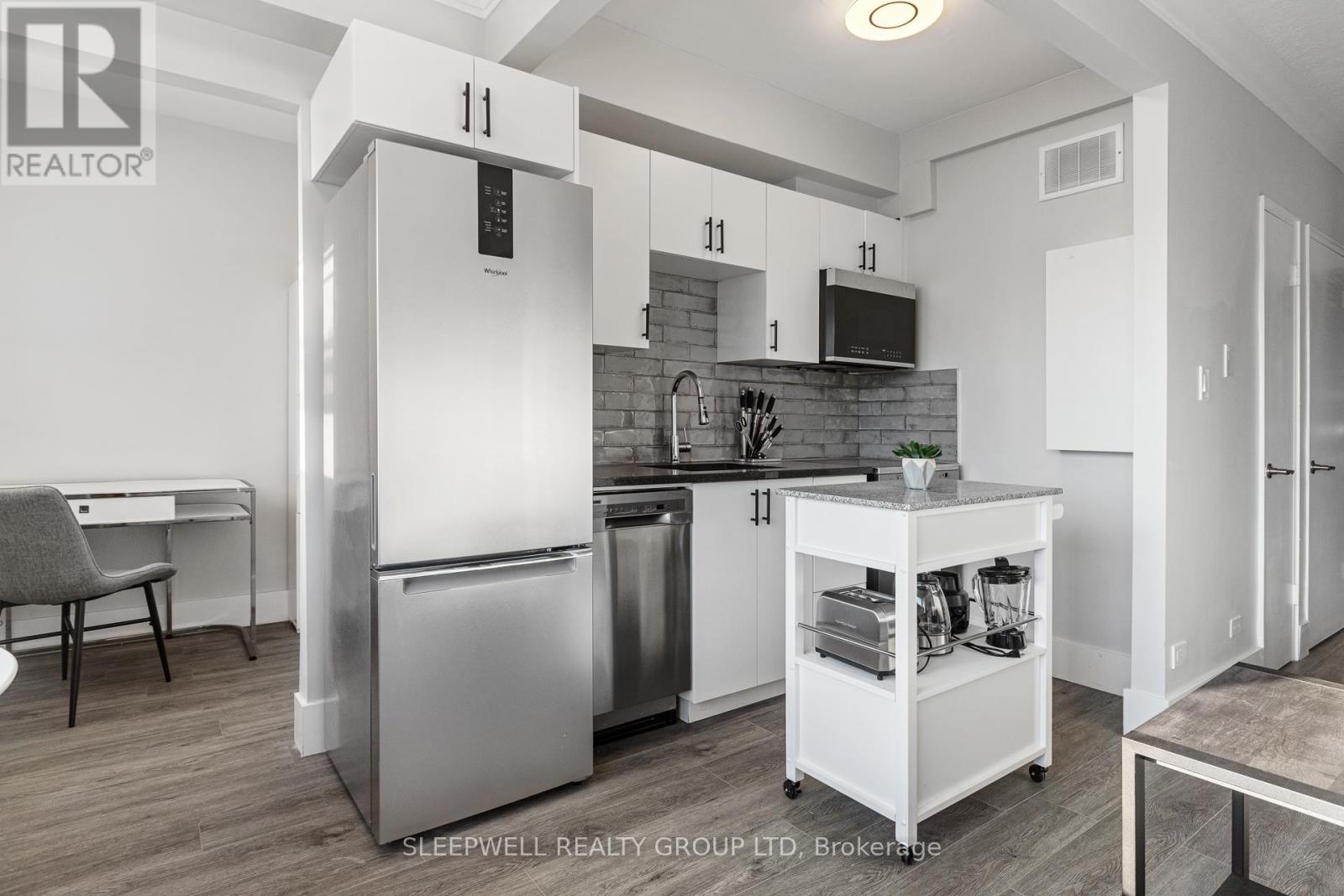 280 Laurier Avenue E, Ottawa, Ontario K1N 6P5 - Photo 2 - X12917788