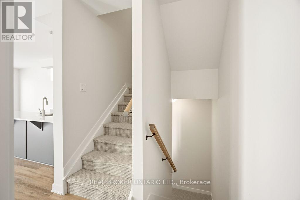 631 Corporal Private, Ottawa, Ontario  K1X 0M7 - Photo 10 - X12917828