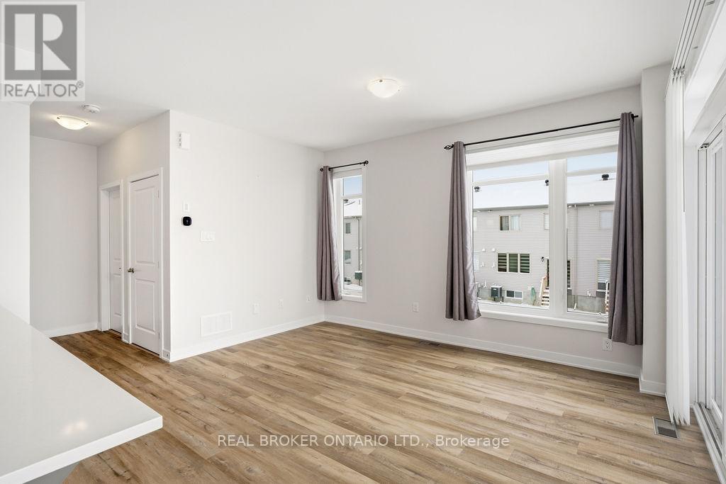 631 Corporal Private, Ottawa, Ontario  K1X 0M7 - Photo 23 - X12917828