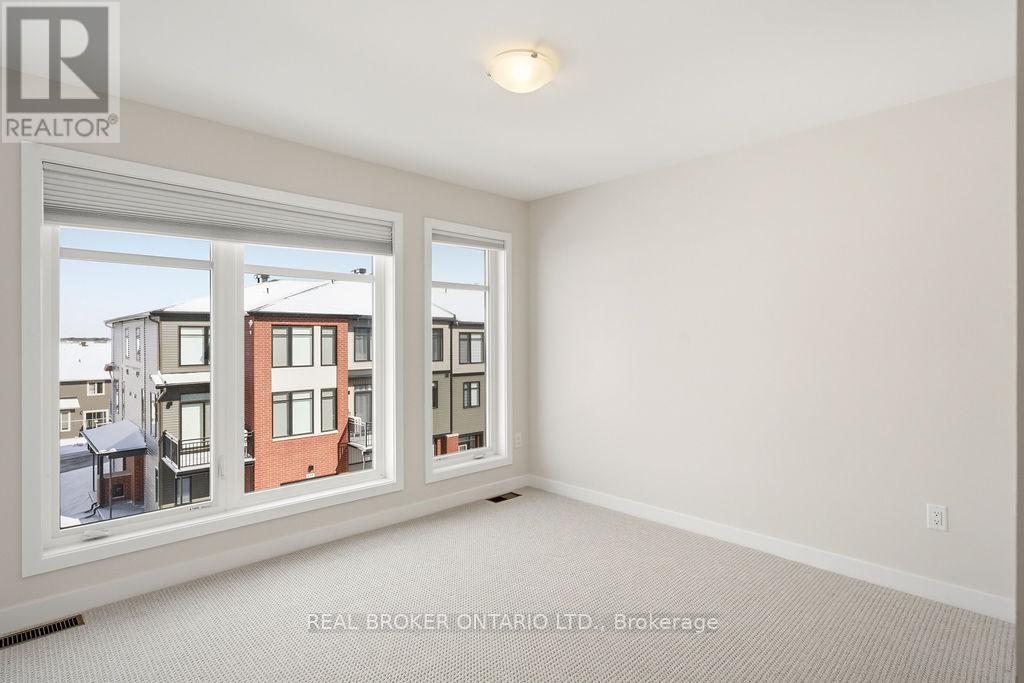 631 Corporal Private, Ottawa, Ontario  K1X 0M7 - Photo 33 - X12917828