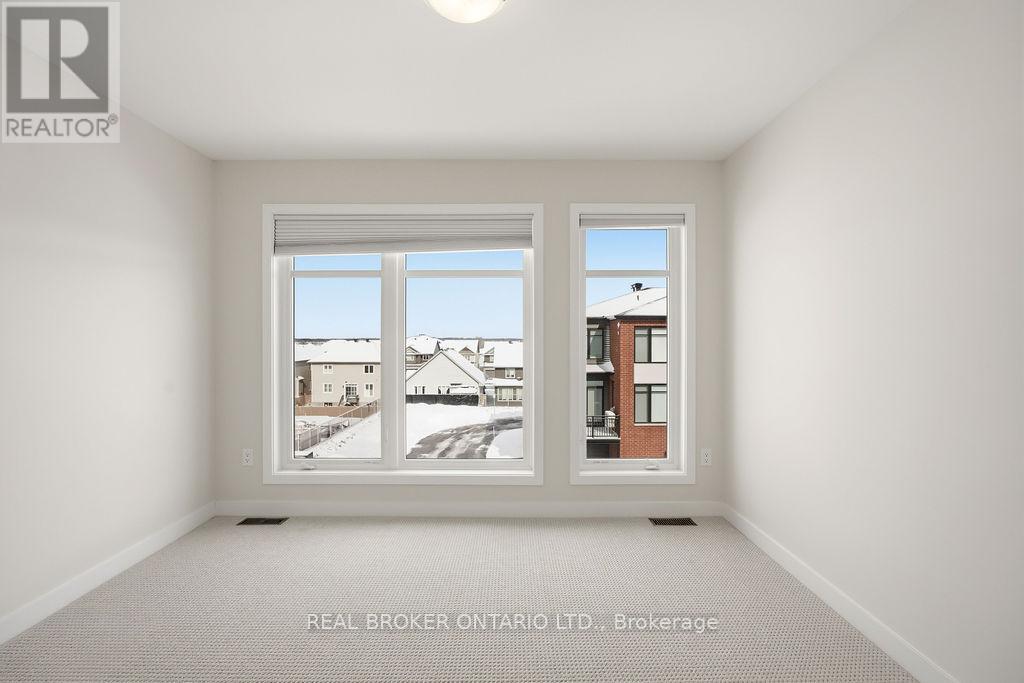 631 Corporal Private, Ottawa, Ontario  K1X 0M7 - Photo 35 - X12917828