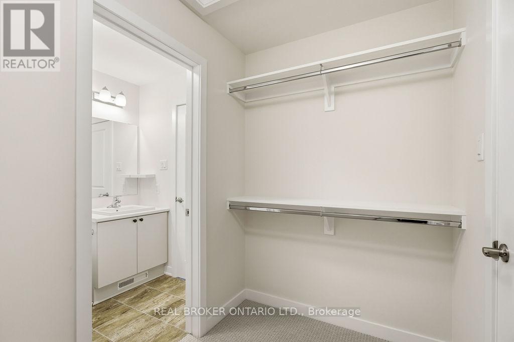 631 Corporal Private, Ottawa, Ontario  K1X 0M7 - Photo 38 - X12917828