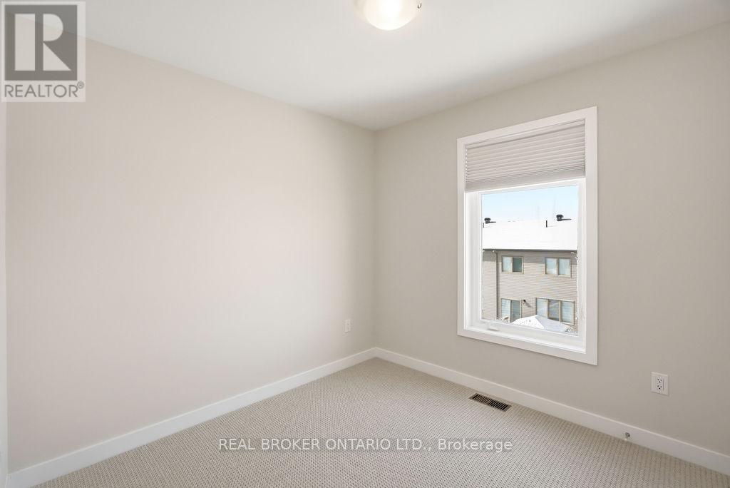 631 Corporal Private, Ottawa, Ontario  K1X 0M7 - Photo 41 - X12917828